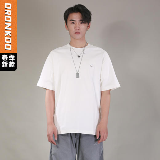 DRONKOO 2026 圆领左胸熊猫刺绣微阔短袖T恤 商品图0