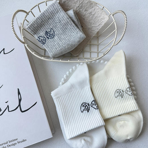 基础后跟猫咪中筒棉袜-简约-纪念日百货门店同款169446690 商品图2