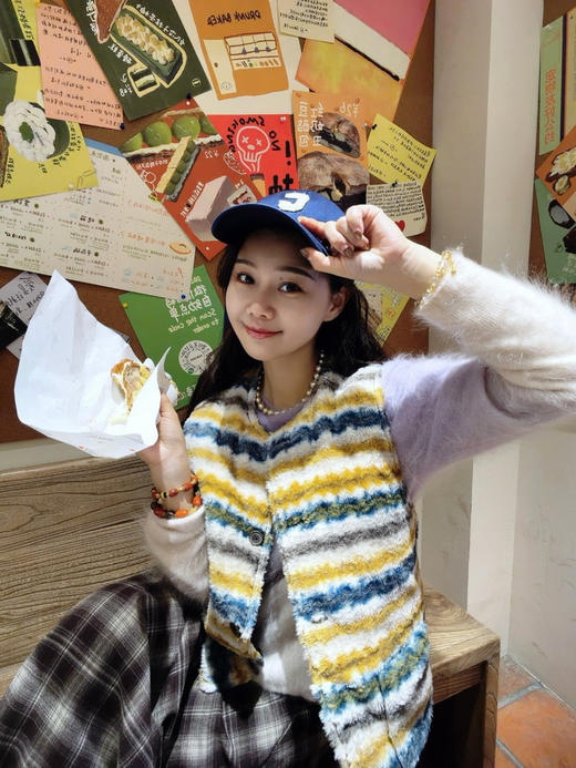 一眼心动费尔岛可外穿的原创双面可穿鹅绒马甲 商品图3