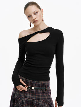 TR她热 心机代码 黑色纽结镂空带胸垫显瘦设计感斜肩打底衫上衣