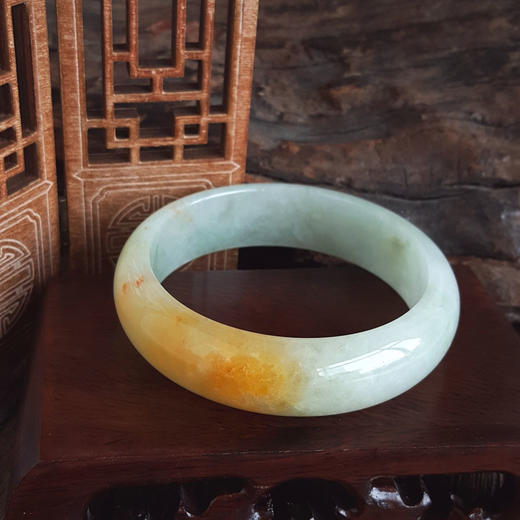 【天然正品】A货翡翠天然精品正桩细腻58.5号洒金飘黄（无烤色）糯种翡翠手镯 58.5号（皆取最大值）060126NJM05 商品图5