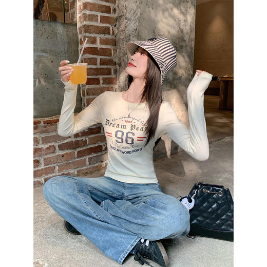 <曾小咸推荐>韩系印花修身长袖t恤上衣 商品图2