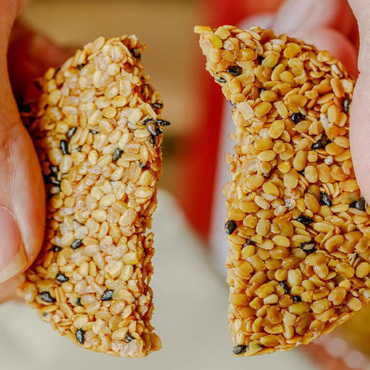 黑松露亚麻籽脆  118g/盒（10-12块左右）  脱壳新生！一口吃掉28600mg黄金营养！ 商品图4