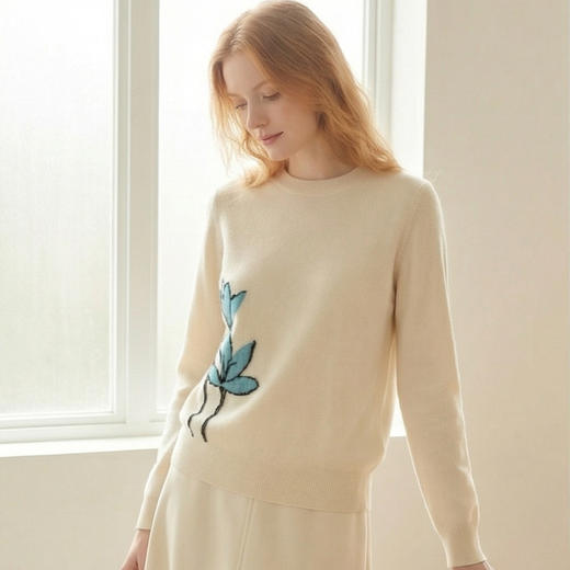 KINGDEER/KD百搭圆领常规大花保暖毛衣休闲套衫羊绒衫L805626温婉奶油款鹿王 商品图11