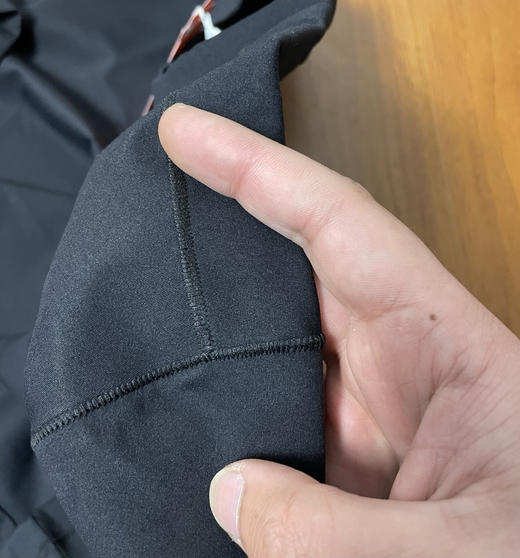 原单正品 Helly Hansen26年春季上市 新款,这件长袖是为运动量身打造：
M-3XL
原价980 商品图7