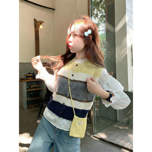 <曾小咸推荐>韩系叠穿撞色条纹毛织马甲 商品图2