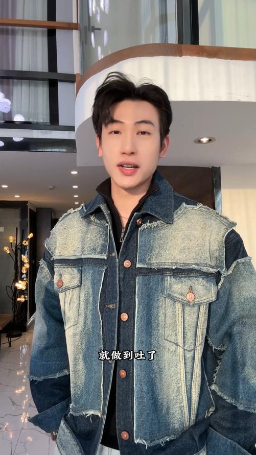 6501SDSA秋冬新款痞帅男装韩版时尚贴布撞色设计翻领牛仔夹克外套百搭 商品图0