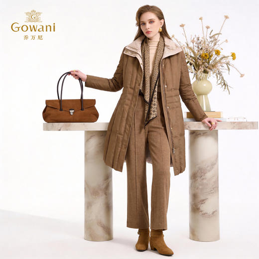 乔万尼新品90白鸭绒百搭质感棕收腰翻领显瘦保暖羽绒服ED4T788 商品图3