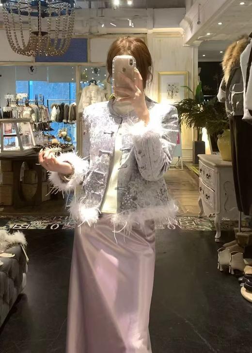 【门店同款】ENJOY冬季刺绣珠片毛边羽绒外套 169451958 商品图1