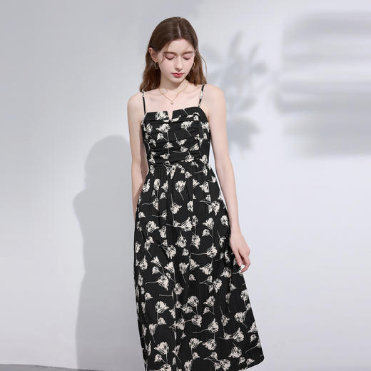 三彩2026春季新款印花提花吊带裙碎花连衣裙法式A字大摆长裙M 商品图3
