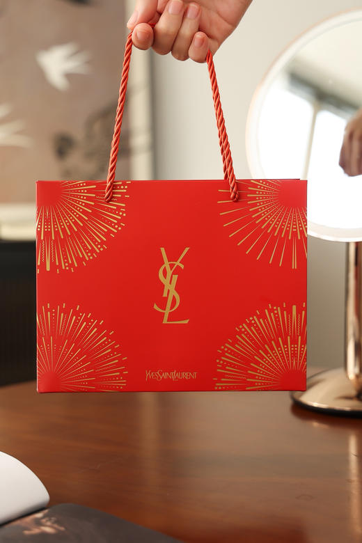 【春节不打烊】YSL圣罗兰水光啵啵唇釉礼盒装 下单赠迪奥720色1.5g口红 商品图3