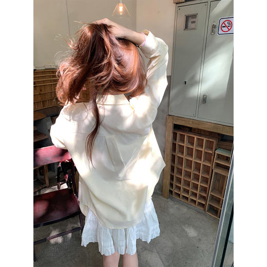 <曾小咸推荐>韩系黄色条纹刺绣长袖衬衫 商品图4