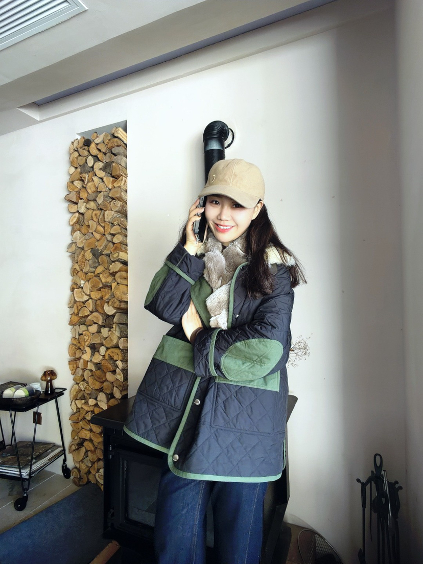 超ji减龄的全网du家工艺|原创撞色菱格羊毛领棉服| 可拆卸真羊毛领 初春新款 东北只能春秋穿！是轻薄款