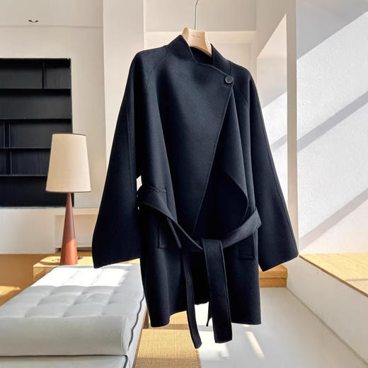 【来点不一样的】可意会不可言传～柜3400+！100%绵羊毛！2026一粒扣高领斜襟双面呢大衣毛呢外套女款！ 商品图2