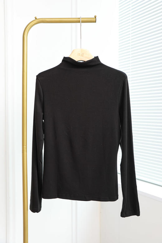 细腻亲肤半高领打底衫 商品图0