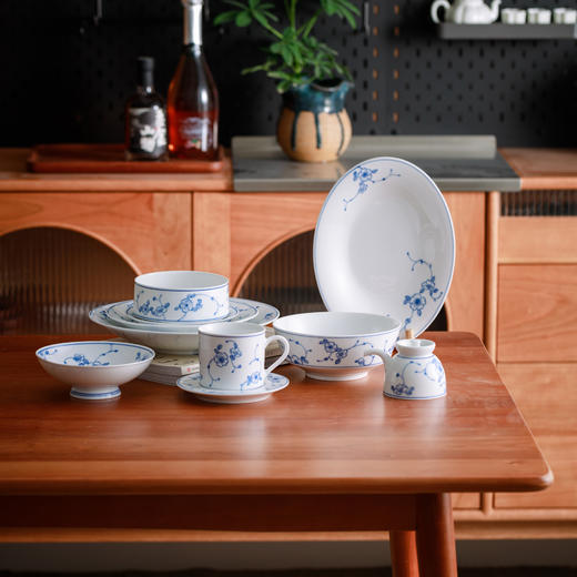 梅花系列餐具 淡蓝青花配清雅花卉纹 商品图1