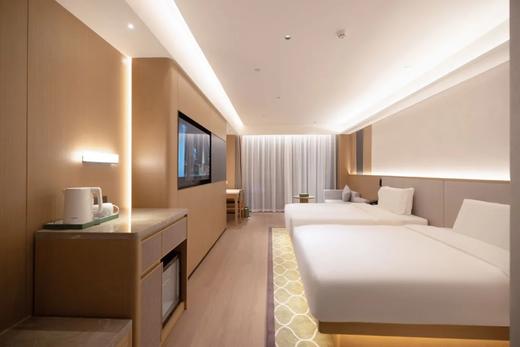 【春日赏花】黄花风铃木，满眼金黄：广西南宁广旅康养酒店（体育中心总部基地地铁站店）旅居，¥999起/单人7晚/15晚/30晚，2人起订， 近青秀山景区，解锁「五养疗愈」东方康养 商品图4