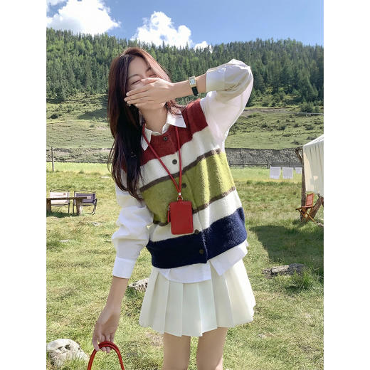 <曾小咸推荐>韩系叠穿撞色条纹毛织马甲 商品图0