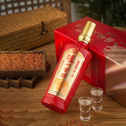 热卖中！！【中国 • 泸州老窖股份出品】泸州窖酒 • 龙之源 52°浓香型白酒 500ml*6瓶整箱 商品图1