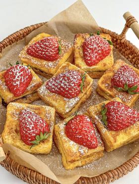 营养早餐---草莓西多士