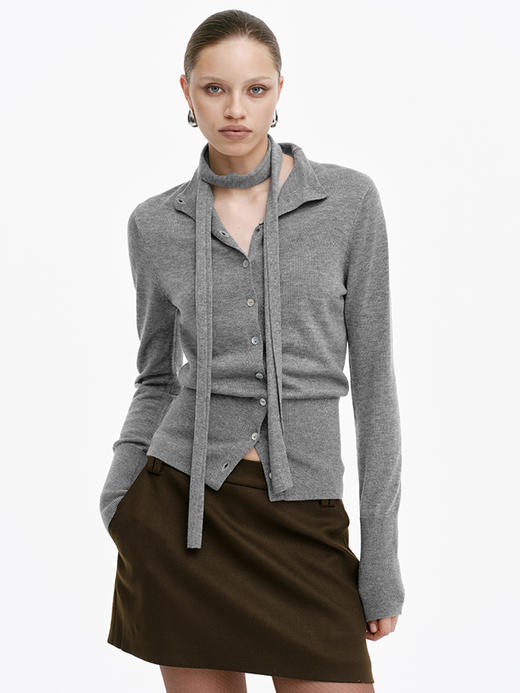 TR她热 学院档案 灰色针织围巾小高领基础复古百搭修身开衫上衣 商品图3