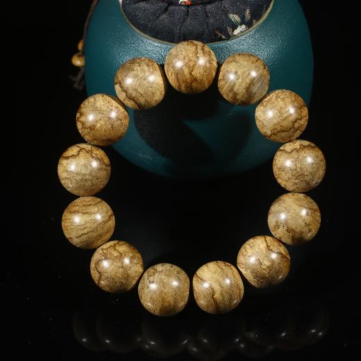 BC.ZT1.19-2   马泥涝(手串) ，23.99g，18.6mm 商品图0