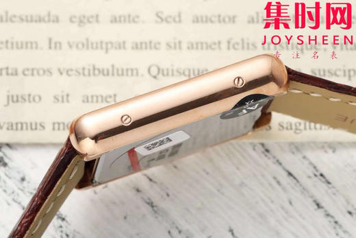 卡地亚TankSolo AF坦克Solo系列 小号 女士腕表
【表壳】表盘尺寸：小号29.5mm*22mm 商品图7