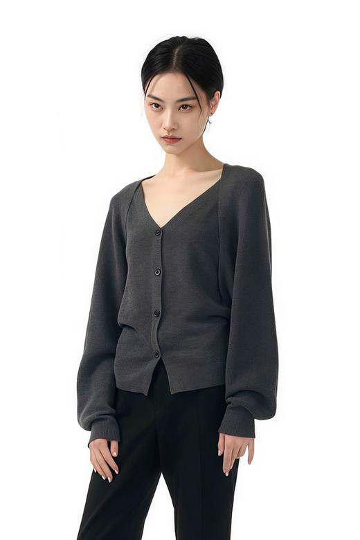 Kai & Kiera 设计感假两件V领显瘦针织上衣 22050 商品图0