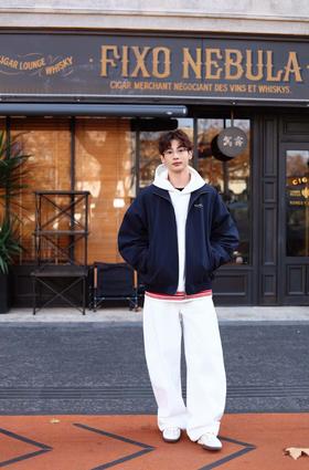 男生藏蓝夹克｜叠穿连帽衫穿出美式校园感!