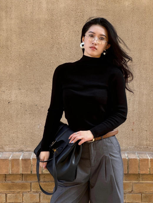 💫经典复刻 看✅诗诗怎么演绎🔛【MD半高领莱赛尔羊毛打底衫】｜14% 120S进口超细美丽诺绵羊毛+80%进口莱赛尔面料，弹力塑身，轻薄服帖，让肌肤在柔软触感中享受轻松自在格调！ 商品图3