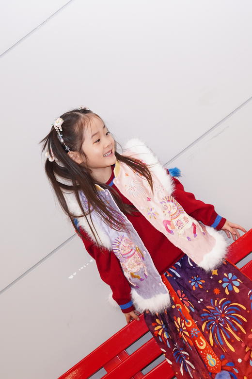 春节不打烊-新春拜年服-童装儿童中式马甲新款冬装男女童中式背心马夹盛世跃马中式马甲NY021890年衣 商品图3