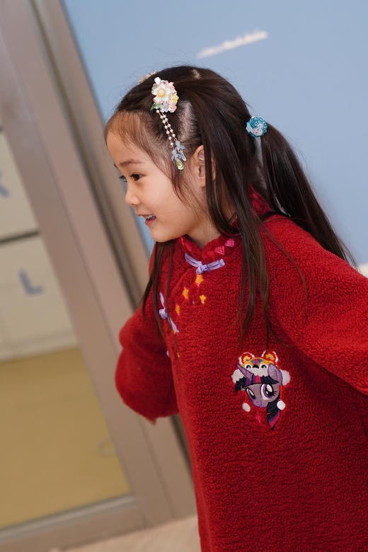 春节不打烊-新春拜年服-童装旗袍裙儿童冬季新款女童中式改良旗袍小马宝莉新年章仔旗袍NY196186年衣 商品图5