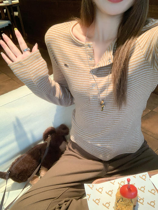 <曾小咸推荐>现货秒杀 ！微信超特价！韩系条纹打底t恤 日常139.99 立减80 秒杀59.99！！ 商品图6