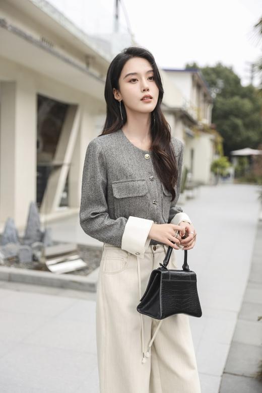 LNNNS 灰色高级感小香风撞色修身短款外套 22073 商品图6