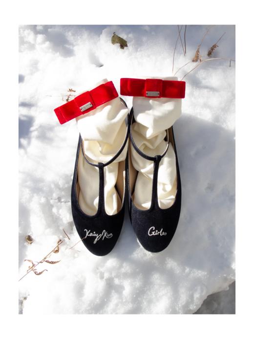 Kaiy Xiao 红丝绒蝴蝶结中筒袜 商品图0