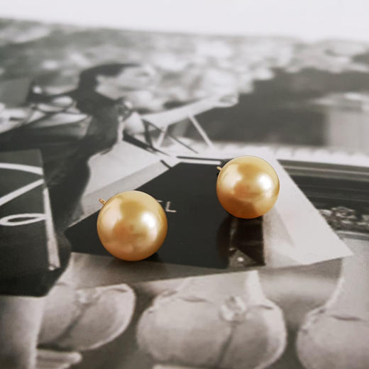 【天然正品】AU750黄金镶天然约9.4MM近正圆无暇香槟金色海水珍珠耳钉20.0*9.4*9.4MM （皆取最大值）311225NJM63特价：1380 商品图6