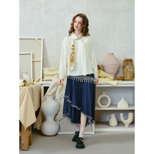 两三事梵高文艺回声溪月2026春新款小清新印花领带斜边纽扣衬衫女 商品图3