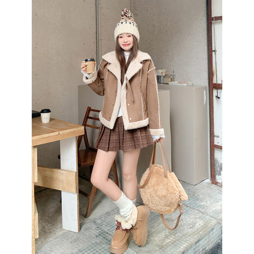 <曾小咸推荐>现货秒杀 ！微信超特价！半高领蕾丝拼接打底衫 日常129.99 立减60 秒杀69.99！！外套  秒杀169.99！！ 商品图4