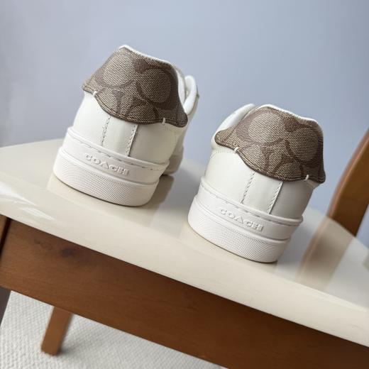 点此购买 蔻驰COACH女款经典老花舒适运动休闲鞋 dx 340281 商品图10
