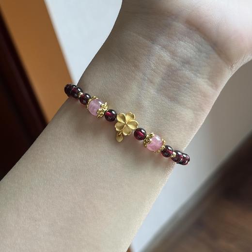 【敦煌桃缘·石榴石小花手串】敦煌小众石榴石桃花手串 女款闺蜜百搭小众轻奢手饰品 商品图10