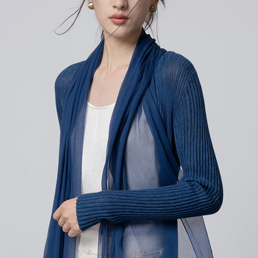 【林栖设计小店】【植物染色】轻逸自在|手工植物蓝拼桑蚕丝飞片2026春新款毛织外套1961212B 商品图9