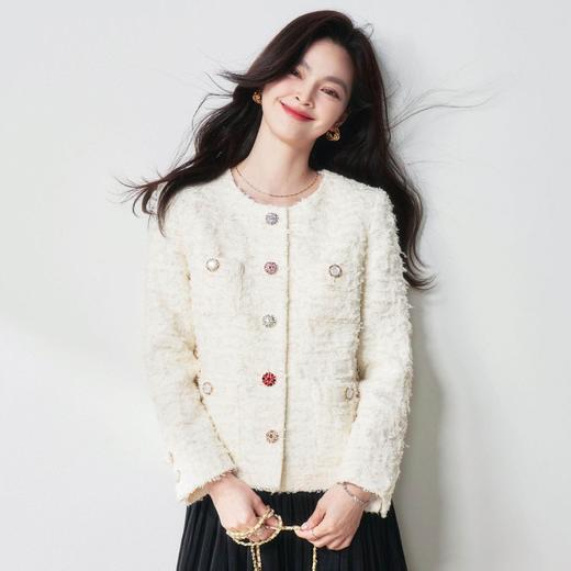 「高货sh」全新升级【铂金会员441/天猫589/差价148】(05822)洛诗琳2026春季新款轻奢彩色水钻扣高定立体灵动羊毛纱线小香风外套 商品图0