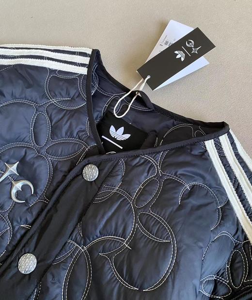 D012244男女同款叠穿单品保暖运动条纹舒适棉服 商品图13