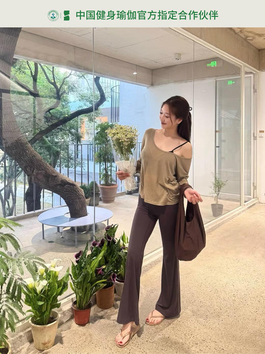 YOTTOY云朵裤AIR 瑜伽裤女裸感健身运动高腰提臀普拉提训练服套装 商品图2