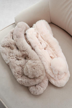 暖呼呼毛绒兔毛围巾