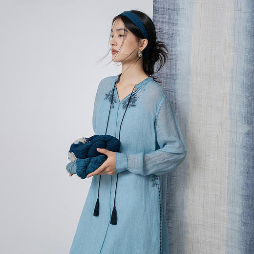 【林栖设计小店】手工炒色|苎麻绣花肌理宽松2026春新款优雅连衣裙两件套1961144 商品图5