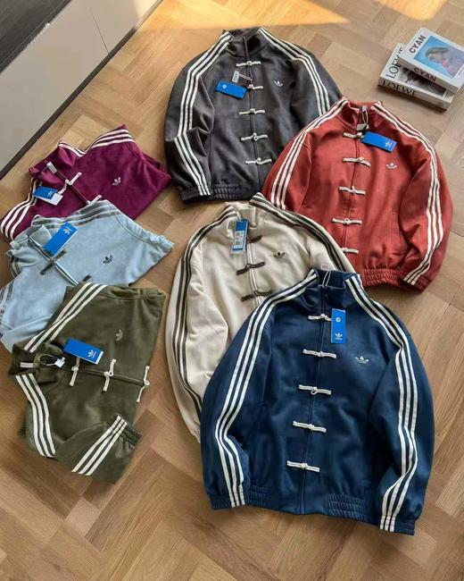 D012245蛇年限定新中式国风唐装麂皮立领外套 商品图1