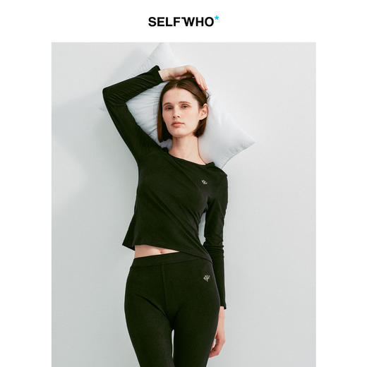 SELFWHO绵羊毛混纺高弹黑色打底衫女2025冬新款撞色刺绣修身上衣 商品图0