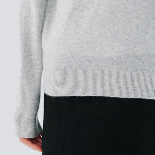 东黎 • 复苏的呼吸 小山羊绒女士V领套衫 6003 商品图7