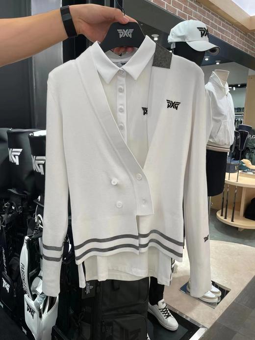 PG家新款女士针织外套来了！市场高品质❗️法式学院风，清新减龄，本季的爆款推荐！撞色条纹加排扣的设计，给整件针织注入立体感和时尚感，看起来就灰常的高级，实穿又日常是一款针织开衫，搭配半裙或长裤！ 商品图1